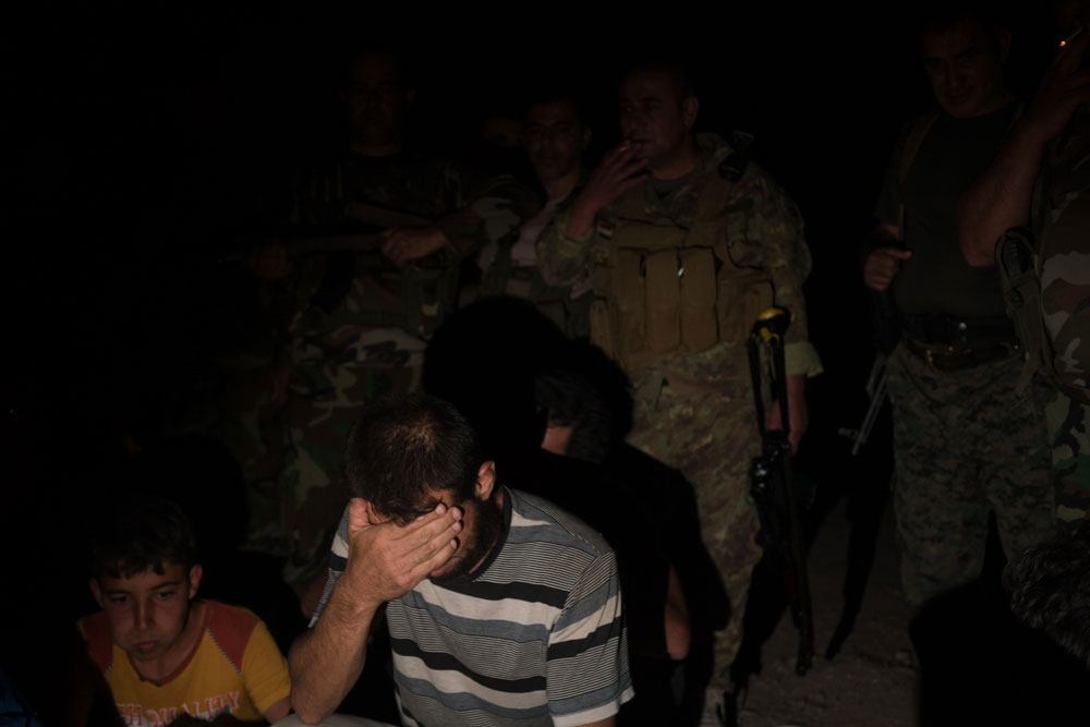 .. البيشمركة تستقبل 21 هاربا من داعش جنوب الموصل