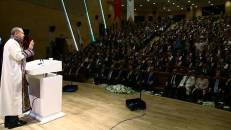 بڕوانامه‌ كورسييه‌كه‌ى ئه‌ردۆغان له‌ق ده‌كات