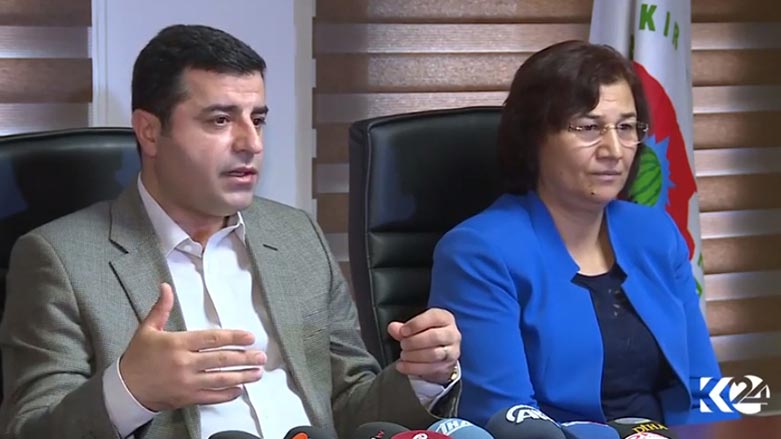 ئه‌كاديميانى كوردى باكوور به‌ گرنگييه‌وه‌ له‌ په‌يامه‌كه‌ى ده‌ميرتاش ده‌ڕوانن