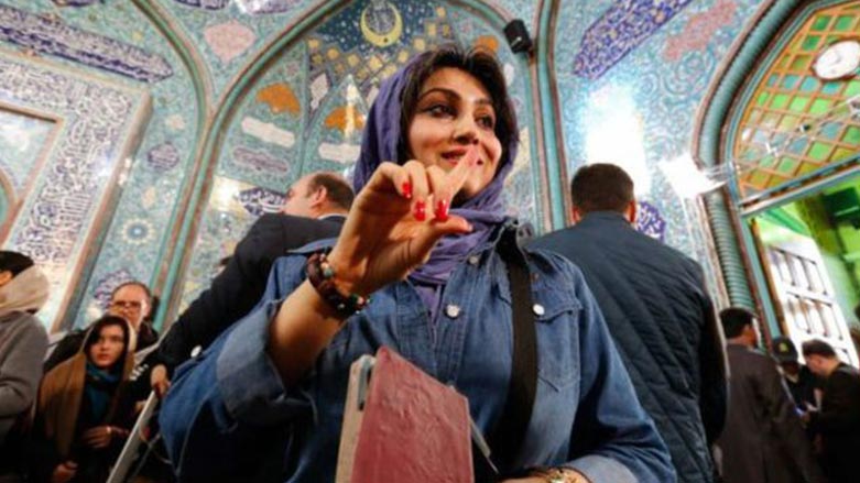 لاریجانی: خەڵكی ئێران بە داواكانی ئەمریكا دەڵێن نا