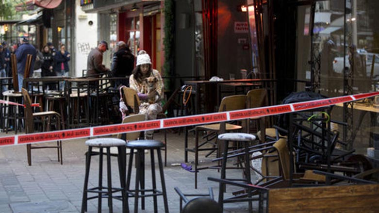 ته‌لئه‌بيب.. 2 پۆليس كوژران