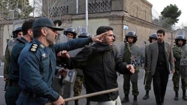 لە كۆی ھەزار بەندكراوی سیاسی لە ئێران 500 یان كوردن