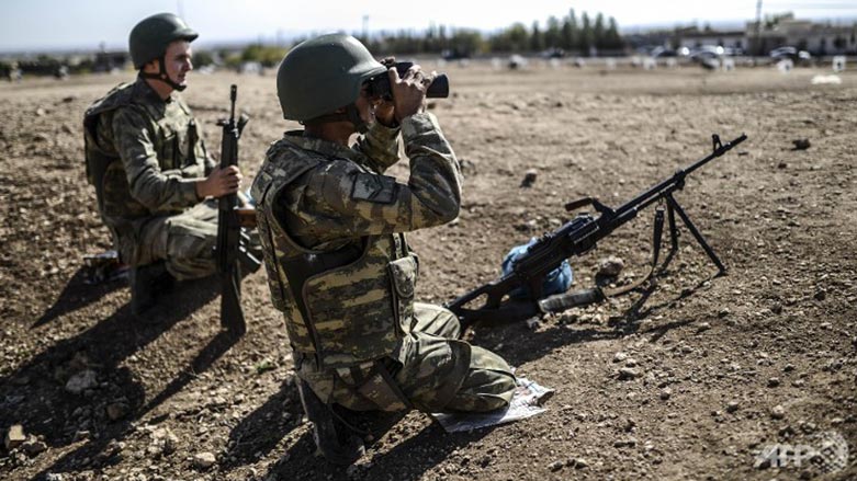 "توركيا ته‌قه‌ له‌ په‌نابه‌ران ده‌كات"