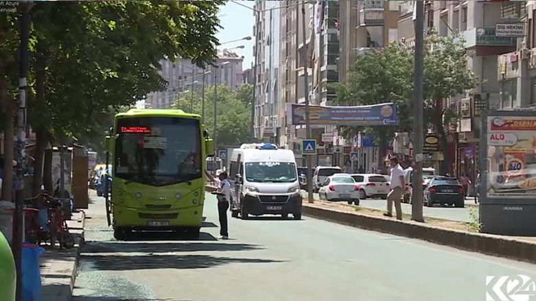 داوا ده‌كرێت كوردانى باكوور نيشتيمانييانه‌ سياسه‌ت بكه‌ن