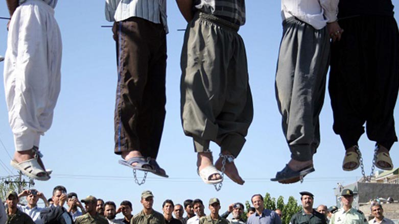 لە ئێران 21 بەندكراوی کوردی سوننە مەزھەب لەسێدارە دران