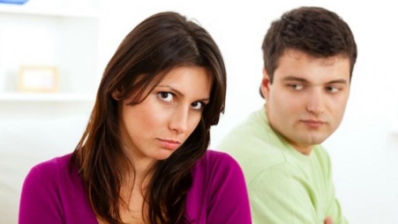 با ئيش هاوسه‌ره‌كه‌ت لێ زه‌وت نه‌كات