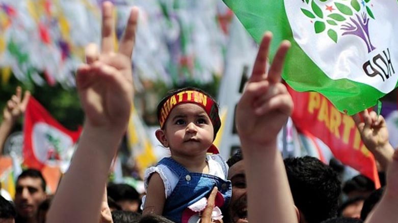 هه‌ده‌په‌ ئاماده‌كارى بۆ نه‌ورۆز ده‌كات