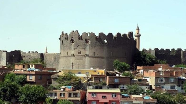 شه‌ڕ جوڵه‌ى گه‌شتيارى له‌ باكوورى كوردستان په‌كخستووه‌