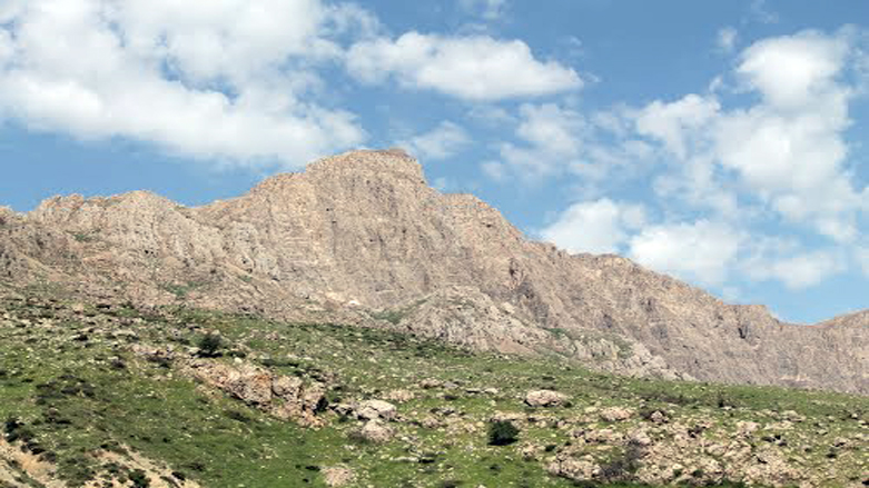 ھاووڵاتیەكی فارس لە شاخێكی كوردستان كەوتەخوارەوە