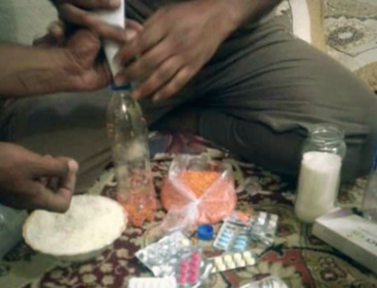 به‌ وێنه‌.. چۆن خواردن و ده‌رمان گه‌یشتووه‌ته‌ ده‌ست هاووڵاتییانی گه‌مارۆدراوی فه‌للووجه‌