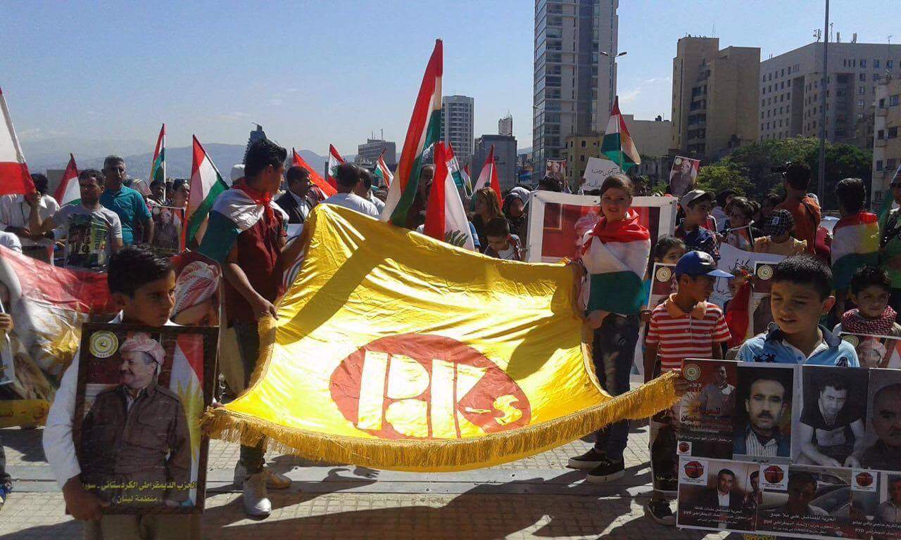 به‌ وێنه‌ و ڤیدیۆ.. كوردانی لوبنان له‌ دژی په‌یه‌ده‌ خۆپیشاندانێكیان سازكرد