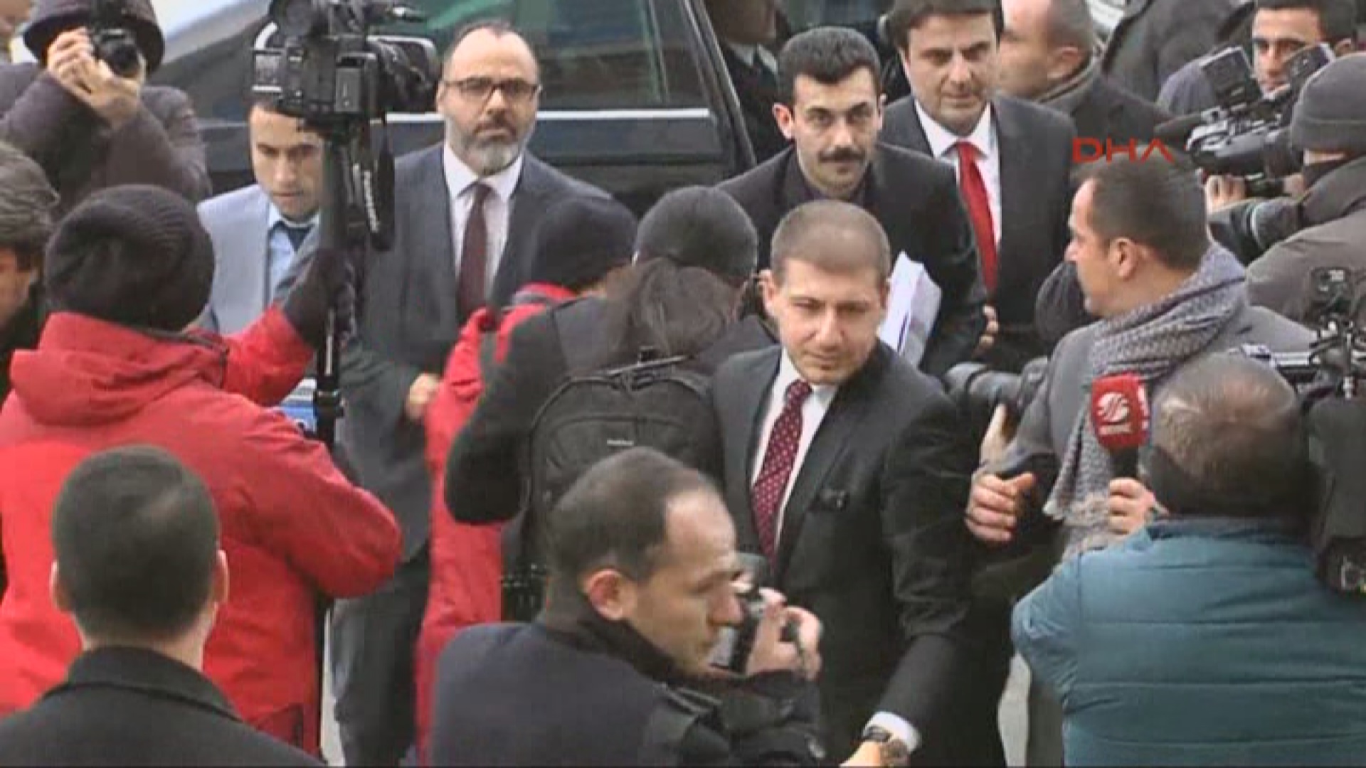 Opozîsyona MHPê îmzeyên pêwîst kom kirin