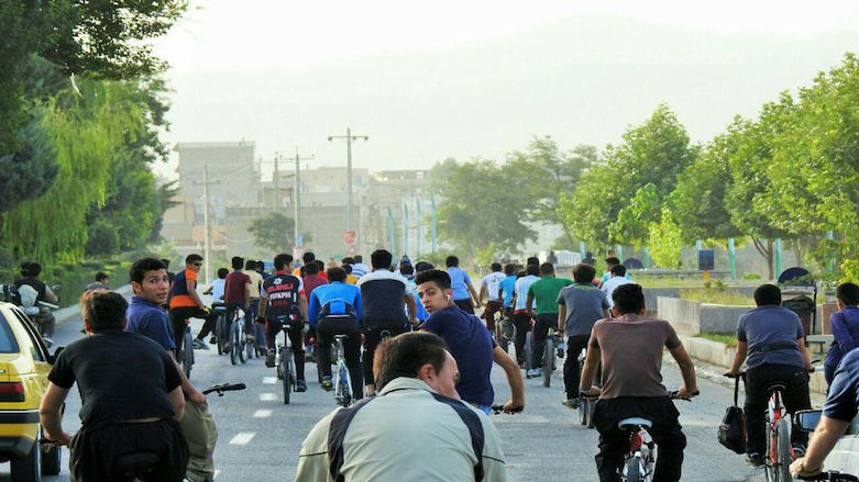 Kurdish Women Initiate Campaign To Support Female Cyclists In Iran