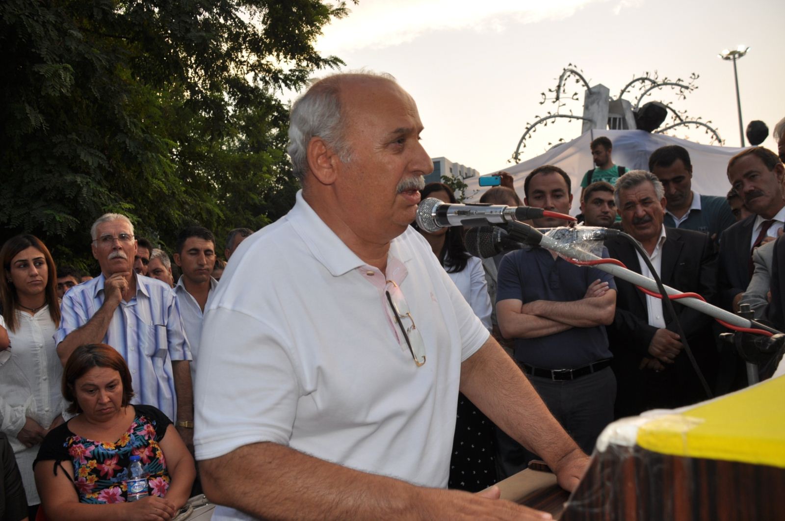 Salvegera wefata siyasetmedarê Kurd Murat Bozlak