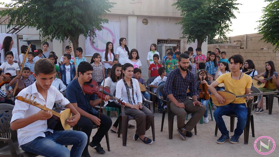 Rojava children learn music amid violence