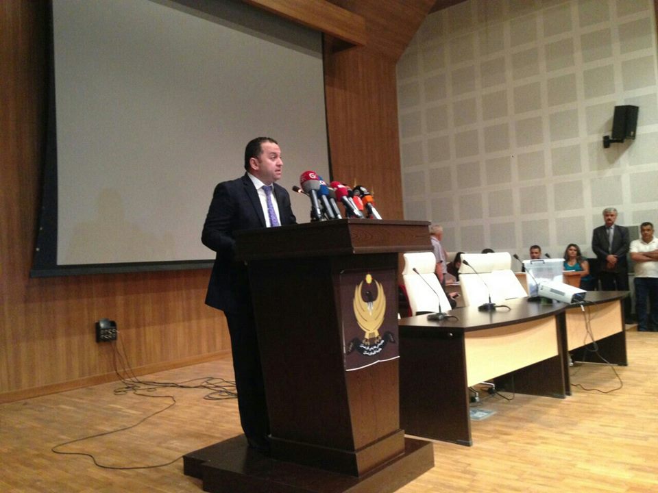زەوی بەسەر كەسوكاری شەھیدان دابەش دەكرێت