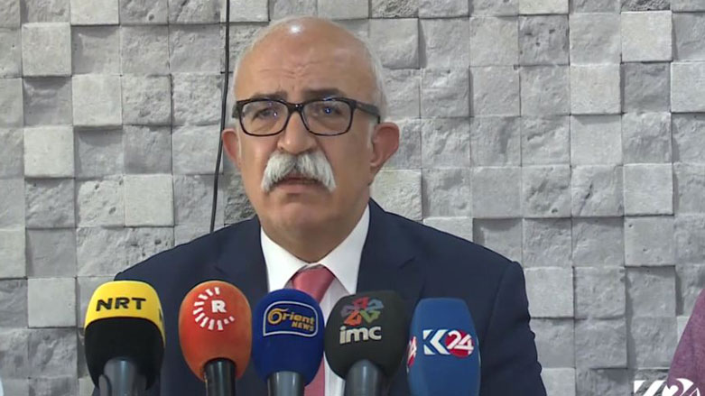 سه‌رۆكی پ. د. ك باكوور: زمانی چه‌ك سه‌ر ناگرێت و چاره‌سه‌ری كێشه‌كان ناكات