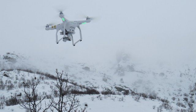 به‌ وێنه‌.. سوپای توركیا له‌ باكووری كوردستان فڕۆكه‌ی بێفڕۆكه‌وان به‌كارده‌هێنێت