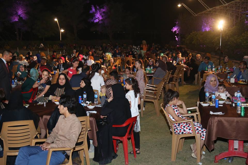 بالصور.. زفاف جماعي على انغام الدبكة العربية في اربيل