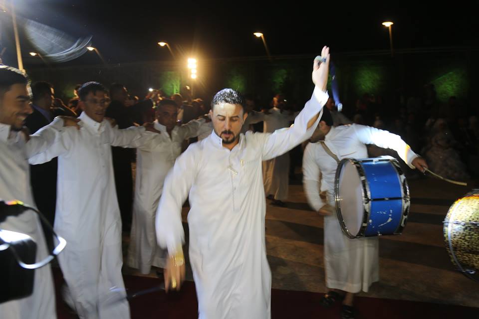 بالصور.. زفاف جماعي على انغام الدبكة العربية في اربيل