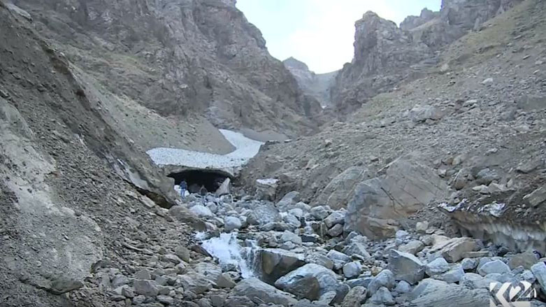 Nebûn a xizmetguzarîyan ne hêlaye berf a Kurdistanê geştayaran ji xwe re rakêşe