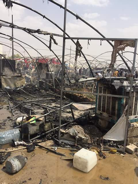 بالصور.. حريق في مخيمات النازحين في ليلان جنوب شرق كركوك