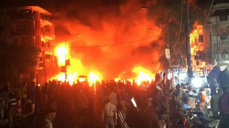 ارتفاع حصيلة تفجير الكرادة ببغداد الى 80 قتيلا وعشرات المصابين