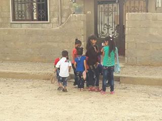 بالصور.. اطفال الحسكة يبتسمون للعيد رغم الحزن