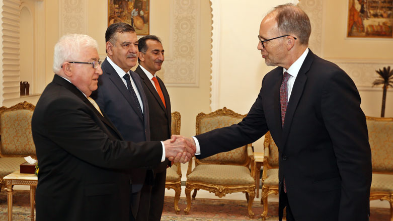 دوغلاس سيلمان يبدأ مهامه سفيرا جديدا لامريكا لدى العراق