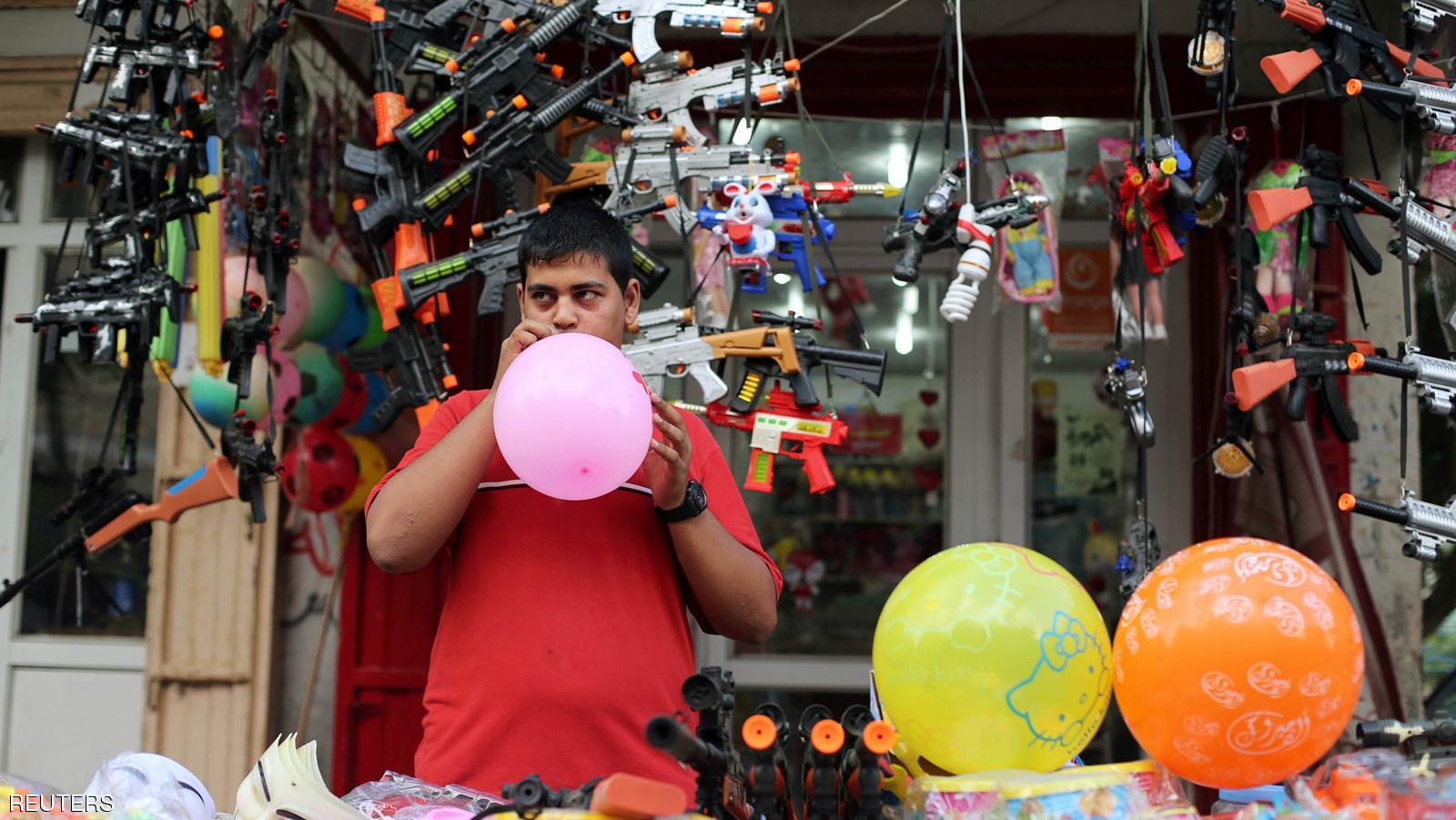 بالصور.. احتفالات المسلمين بعيد الفطر حول العالم