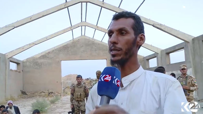 بالصور.. البيشمركة تستقبل مئات النازحين في الخازر