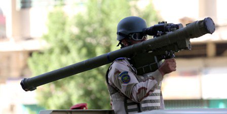 بالصور.. استعراض عسكري في قلب بغداد