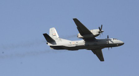 بالصور.. استعراض عسكري في قلب بغداد