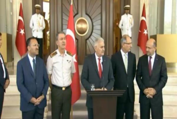 بالصور.. مشاهد من محاولة الانقلاب في تركيا