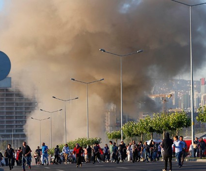 بالصور.. مشاهد من محاولة الانقلاب في تركيا