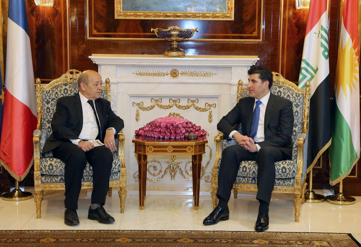 French Defense Minister Jean-Yves Le Drian's visit to the Kurdistan Region on April 11, 2016.