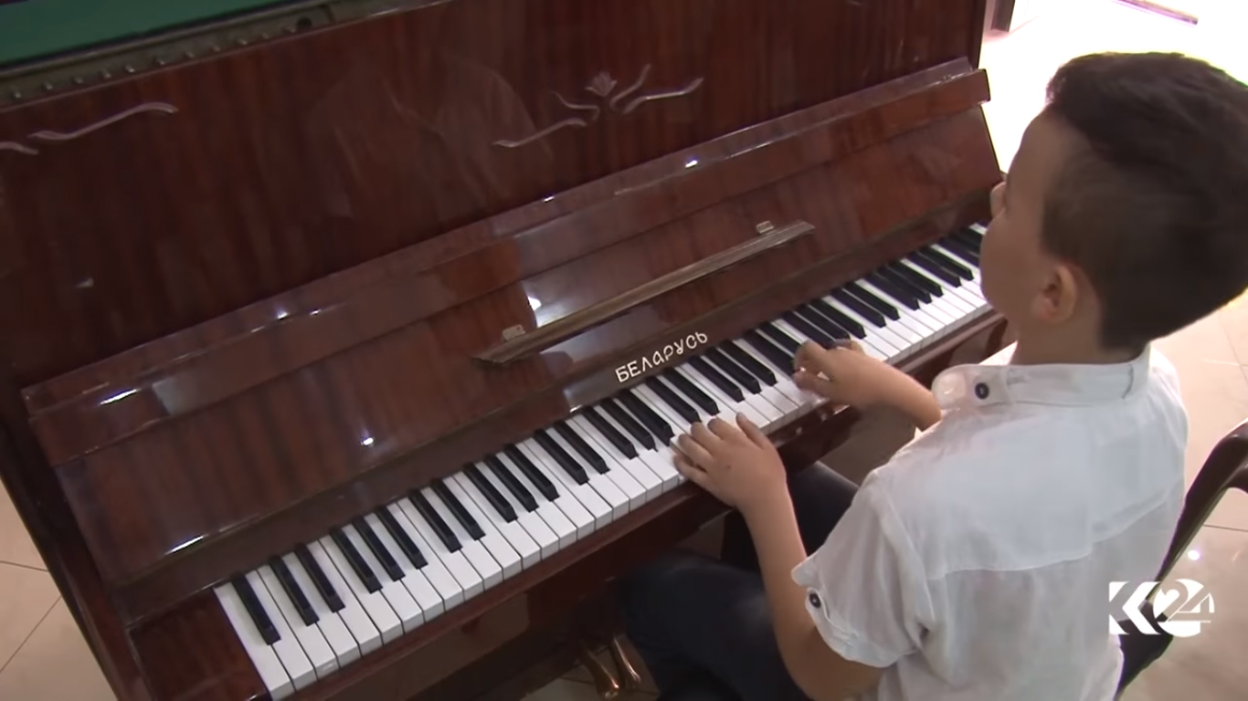 رغم الحرب.. تأسيس فرقة اوركسترا للاطفال بالقامشلي (صور)