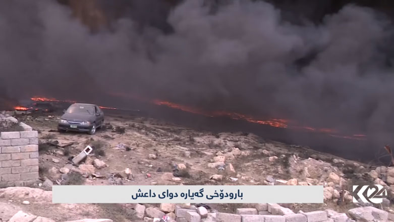 بالصور.. الظلام يحل قبل موعده في القيارة