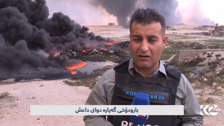 بالصور.. الظلام يحل قبل موعده في القيارة