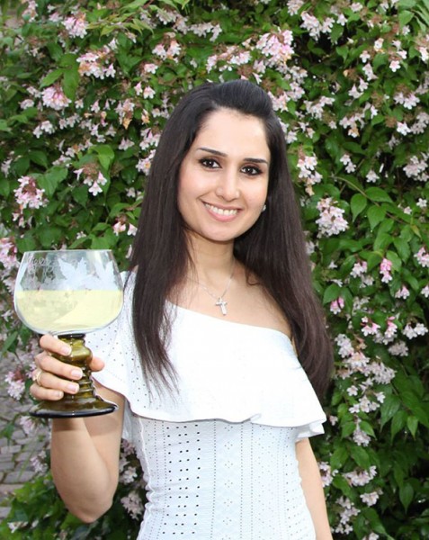 السورية باهنو.. أول لاجئة تتوج لقب 