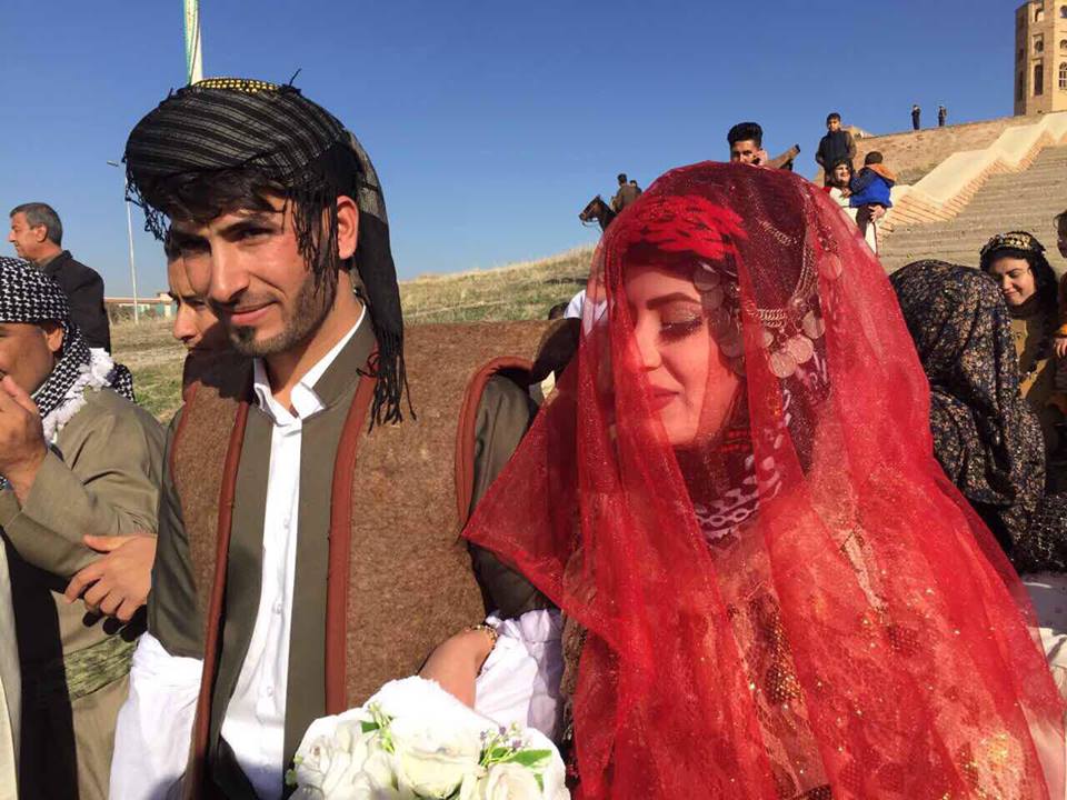 بە وێنە...ئاھەنگی ھاوسەرگیری كۆنی كوردەواری زیندوو دەكرێتەوە 