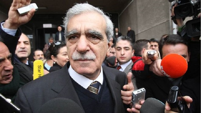 Ehmed Turk ji Sîlîvriyê bo girtîgeha Xarpêtê hate veguhastin 