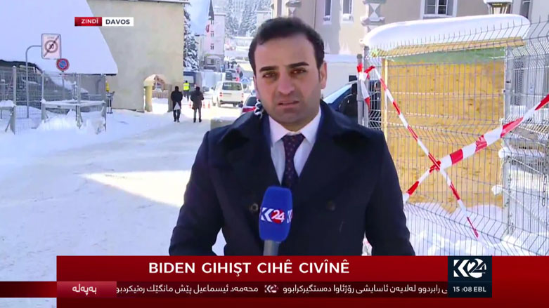 يقول مراسلنا ان المنتدى يشهد توافد المسؤولين