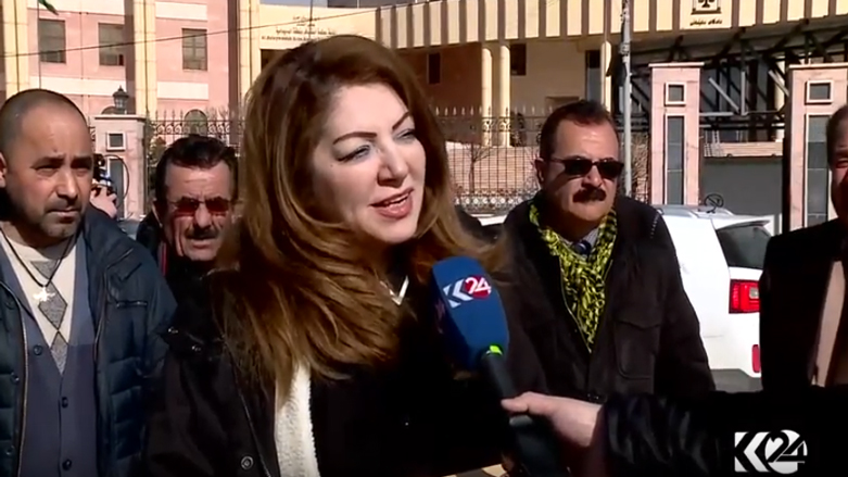 زەردەشتییەكان مەلایەك دەدەنە دادگا 