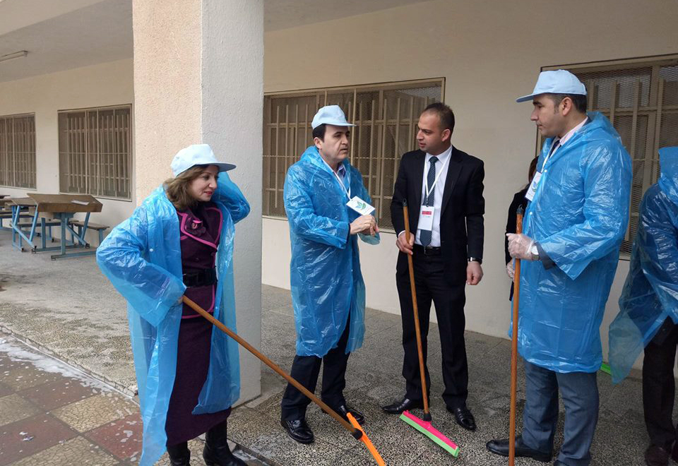 بە وێنە.. وەزارەتی پەروەردە ھەڵمەتی پاككردنەوەی قوتابخانەكانی دەستپێكرد