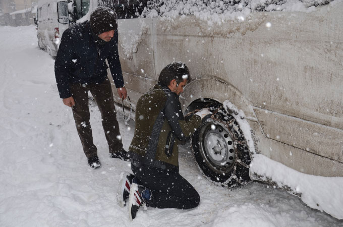 بەفر ژیان لەم ناوچەی كوردستان دەوەستێنێت