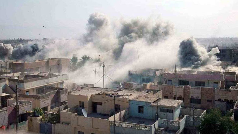 داعش يستغل تأخر اقتحام معقله ويضرب "أيسر الموصل" مجددا ويفجر ببغداد