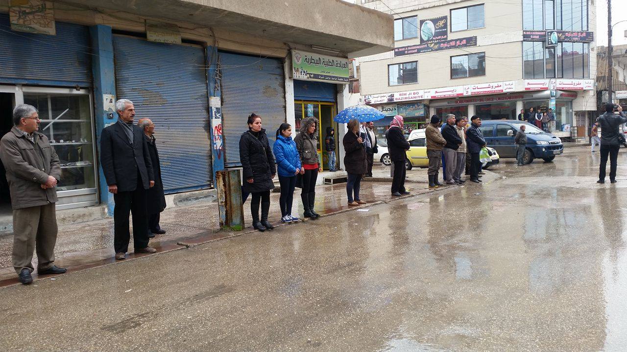 Qamişlo û Efrînî bo şehîdên Helebceyê bêdeng rawestiyan  