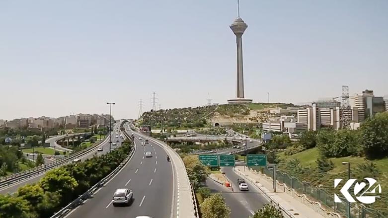 رێبەر و سەرۆك كۆماری ئێران لەسەر گەشەی ئابووری وڵاتەكەیان ناكۆكن