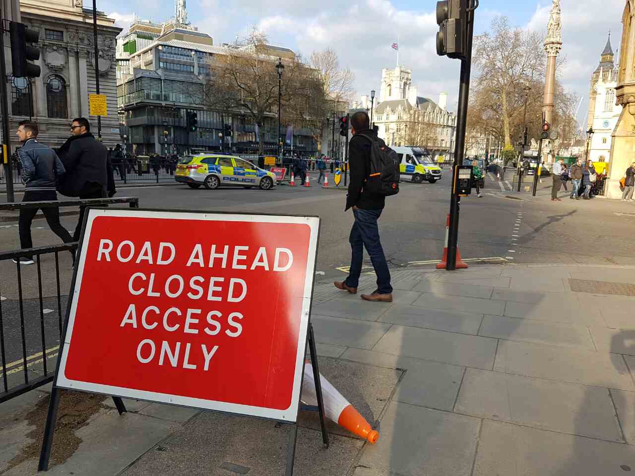 ئه‌مڕۆی شوێنی هێرشه‌كه‌ی له‌نده‌ن به‌ وێنه‌ ببینه‌